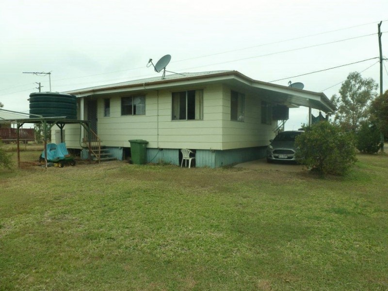 67 Alexander Street, Surat QLD 4417