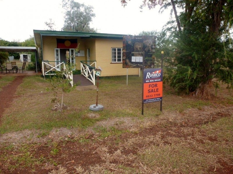 42 William Street, Surat QLD 4417