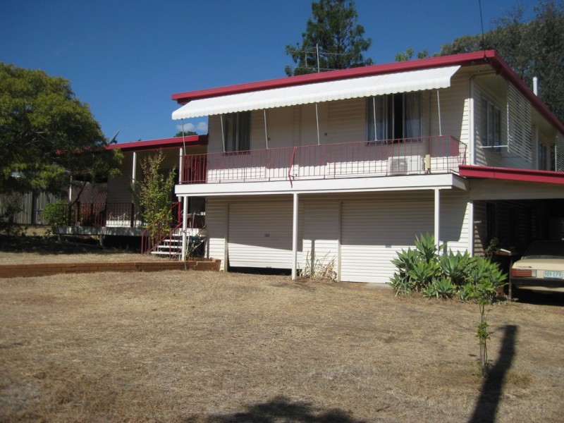 38 Hutton Street, Taroom QLD 4420