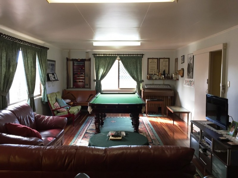 2 Wilkes Street, Dalby QLD 4405