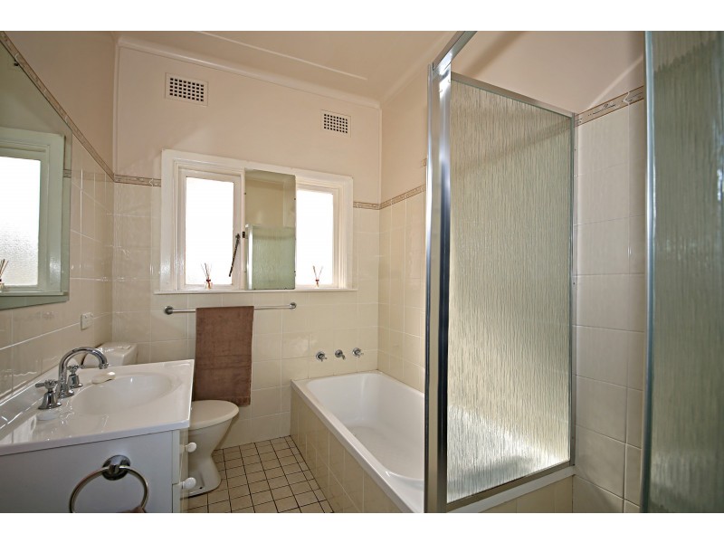 17 Humberstone Avenue, Gymea NSW 2227