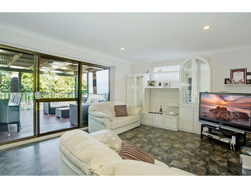 12 Kalkada Avenue, Gymea Bay NSW 2227