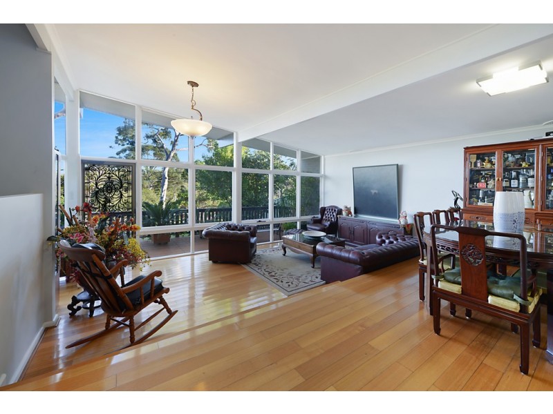 11 Kittani Street, Kirrawee NSW 2232