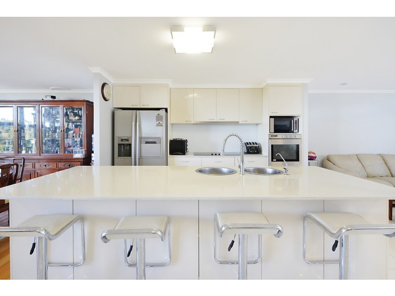 11 Kittani Street, Kirrawee NSW 2232