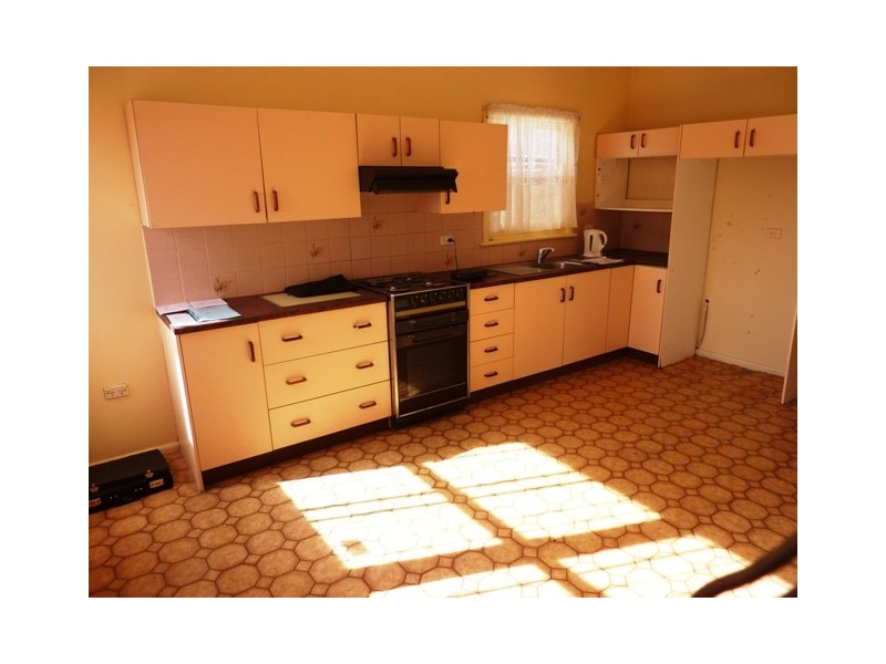 22 VIEW, Miranda NSW 2228