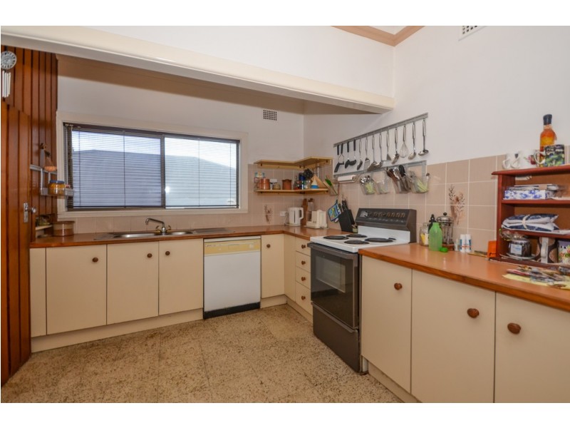 43 First Avenue, Gymea Bay NSW 2227