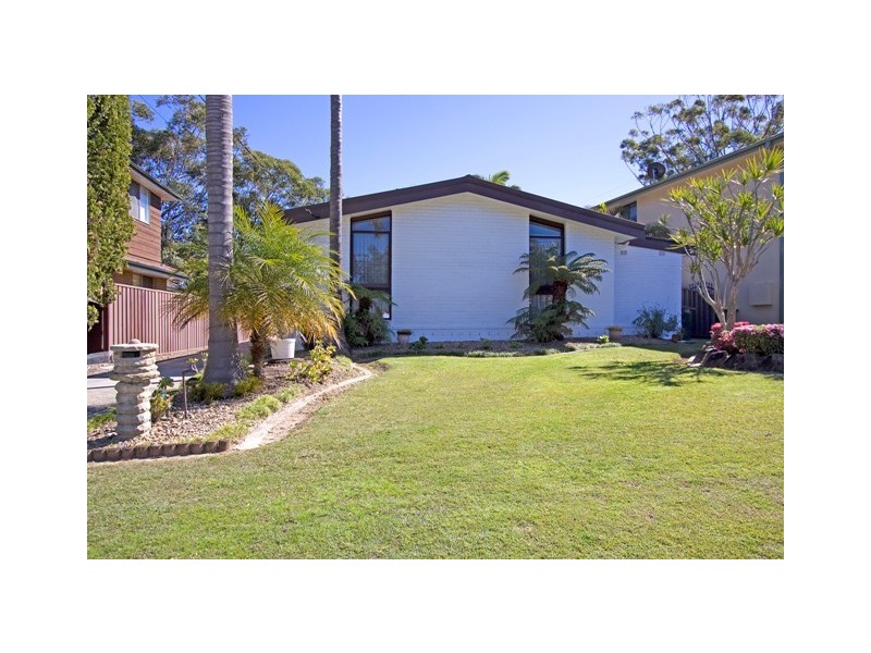 13 Manooka Place, Kareela NSW 2232