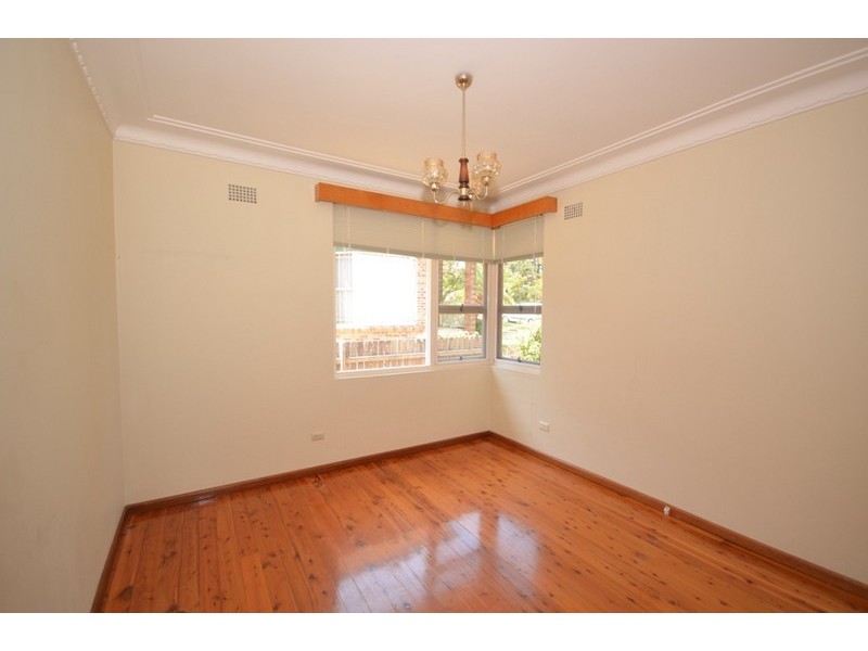 3 Balgang Ave, Kirrawee NSW 2232