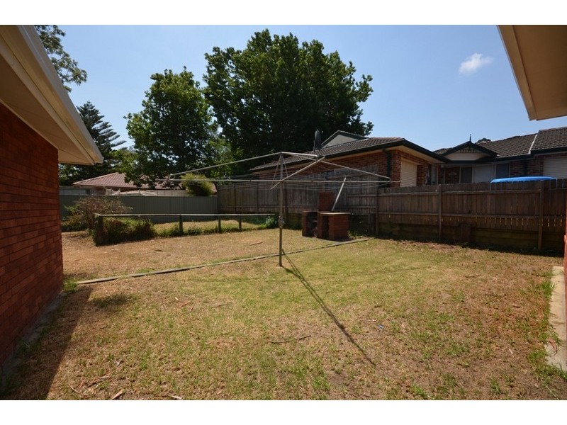 3 Balgang Ave, Kirrawee NSW 2232