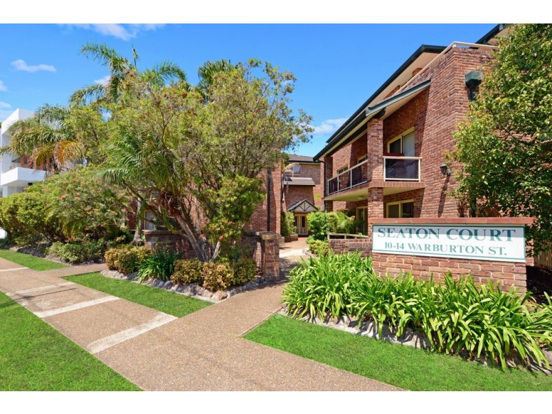 2/10-14 Warburton Street, Gymea NSW 2227