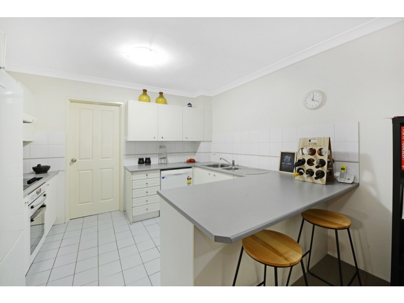 2/10-14 Warburton Street, Gymea NSW 2227