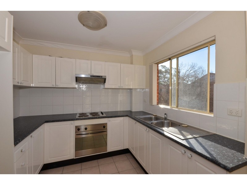 8/13-21 Oxford Street, Sutherland NSW 2232