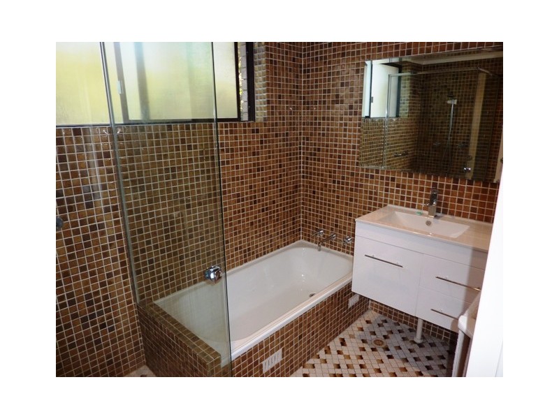 2/39 Talara Road, Gymea NSW 2227