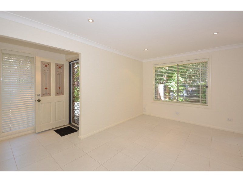 4/30 Yathong Road, Caringbah NSW 2229