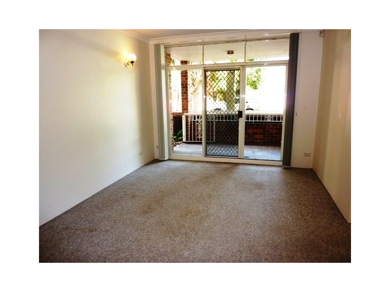 2/35 Talara Road, Gymea NSW 2227