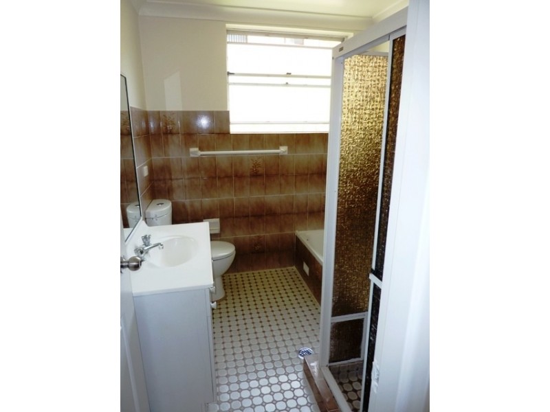 2/35 Talara Road, Gymea NSW 2227