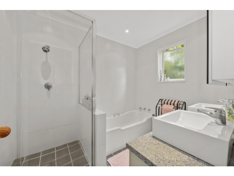 33 Warren Avenue, Grays Point NSW 2232