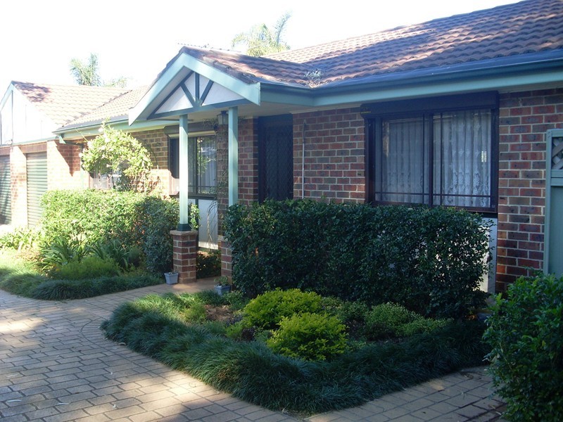 1/2 Yarra Burra Street, Gymea Bay NSW 2227