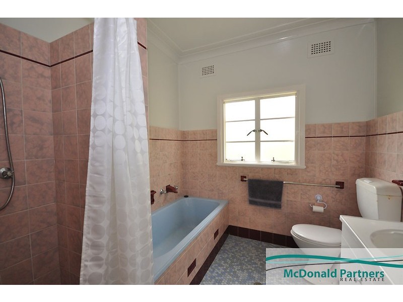 77 Arcadia Ave, Gymea Bay NSW 2227