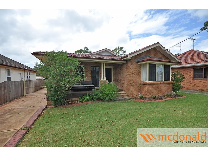 6 Churchill Avenue, Kirrawee NSW 2232