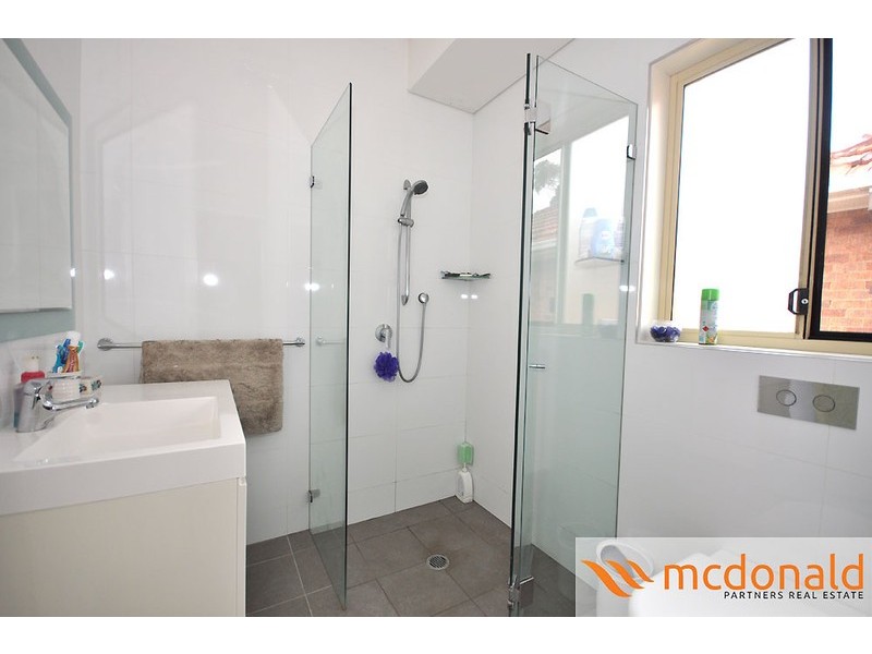 6 Churchill Avenue, Kirrawee NSW 2232