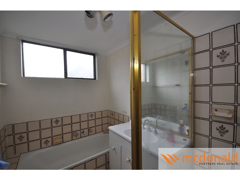 16/131 Oak Road, Kirrawee NSW 2232