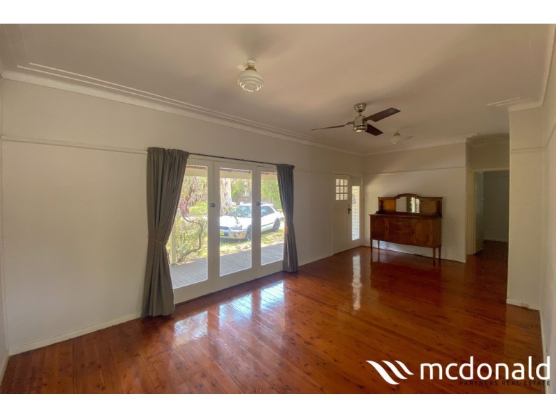 14 Dameeli Avenue, Kirrawee NSW 2232