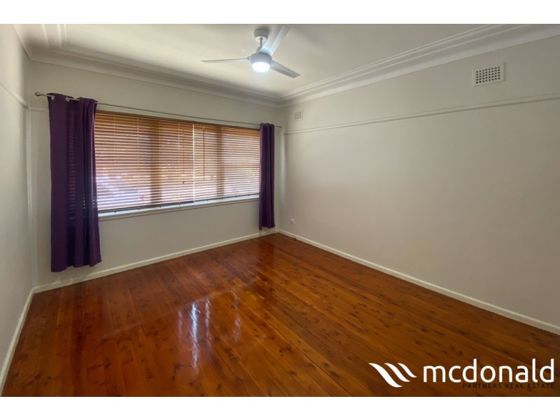 14 Dameeli Avenue, Kirrawee NSW 2232