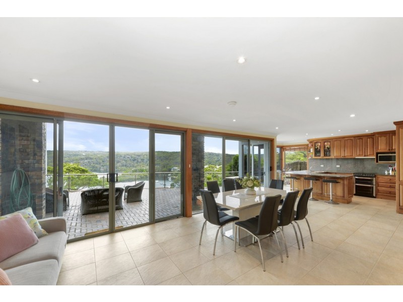 38 Mansion Point Rd, Grays Point NSW 2232