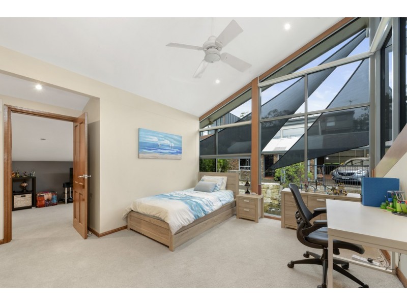 38 Mansion Point Rd, Grays Point NSW 2232