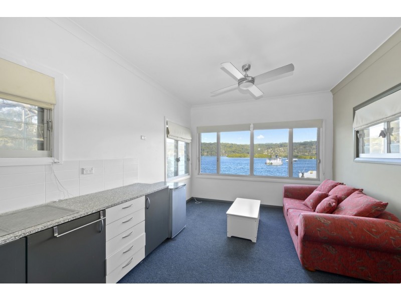 14 Mansion Point Road, Grays Point NSW 2232