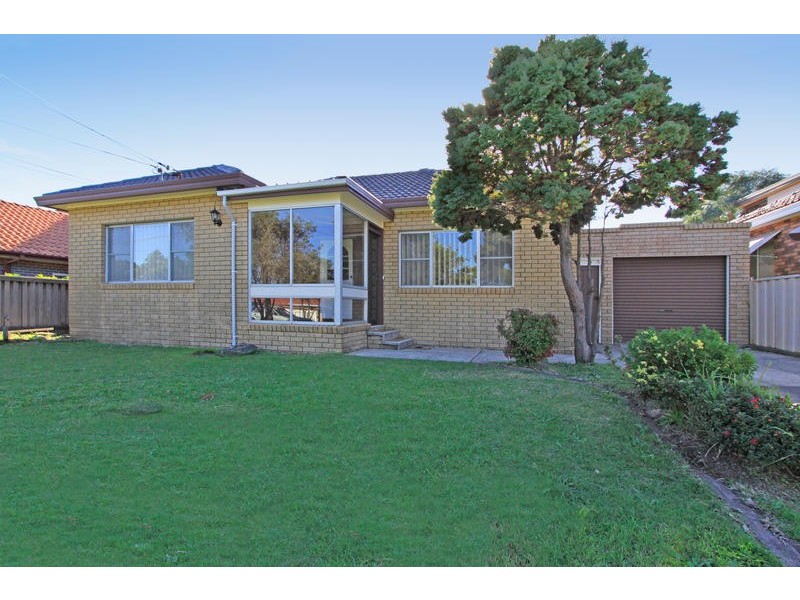 21 Curtis St, Taren Point NSW 2229