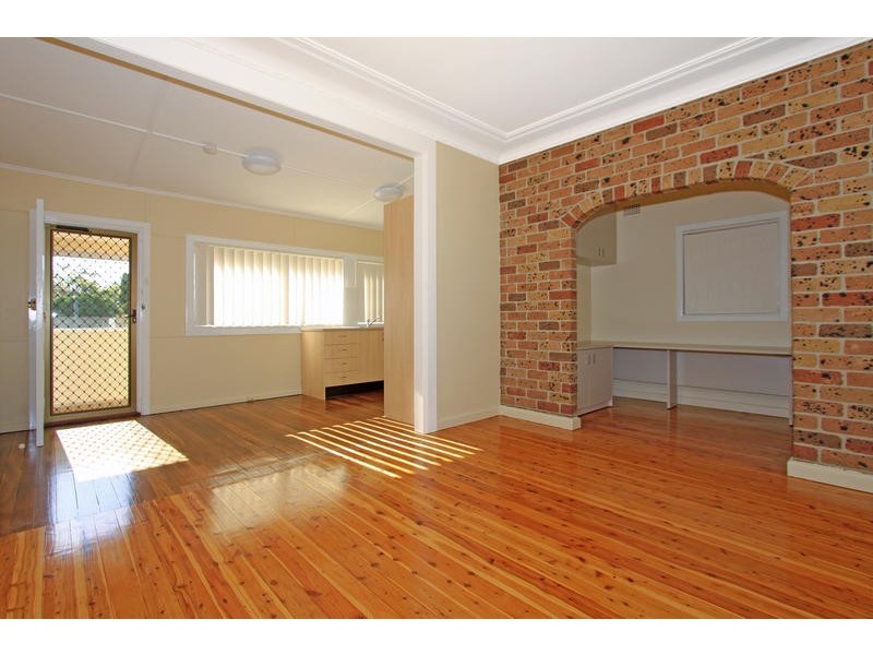 21 Curtis St, Taren Point NSW 2229