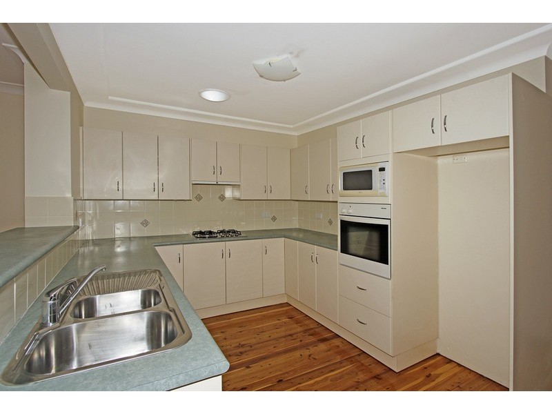 20  Betham Place, Kirrawee NSW 2232