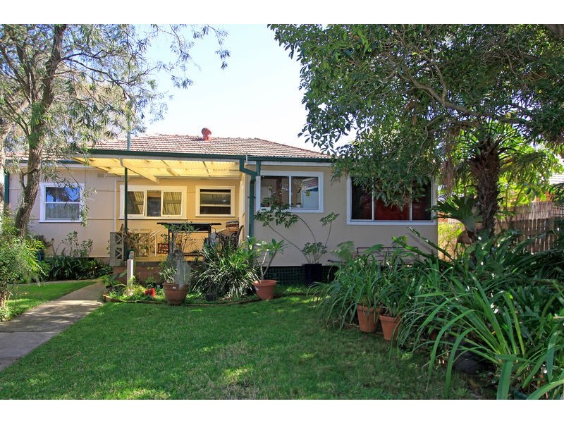 8 Walker Avenue, Gymea NSW 2227