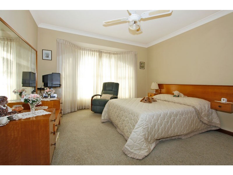 228 President Avenue, Miranda NSW 2228