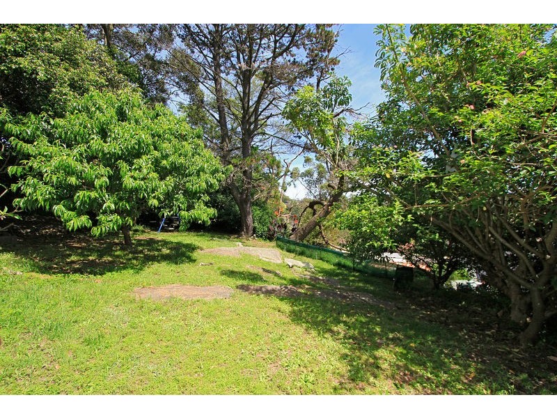 51 Laurina Avenue, Yarrawarrah NSW 2233