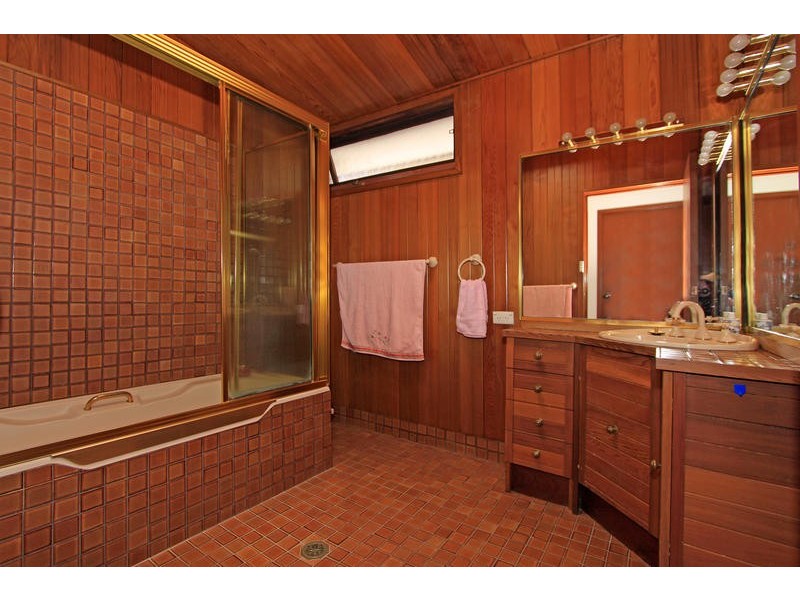 13 Manooka Place, Kareela NSW 2232