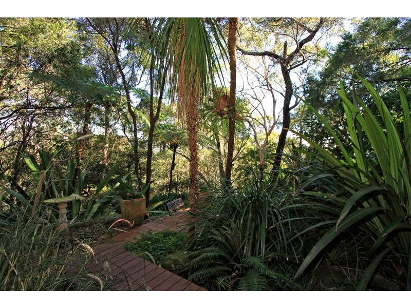 6 Crest Place, Engadine NSW 2233