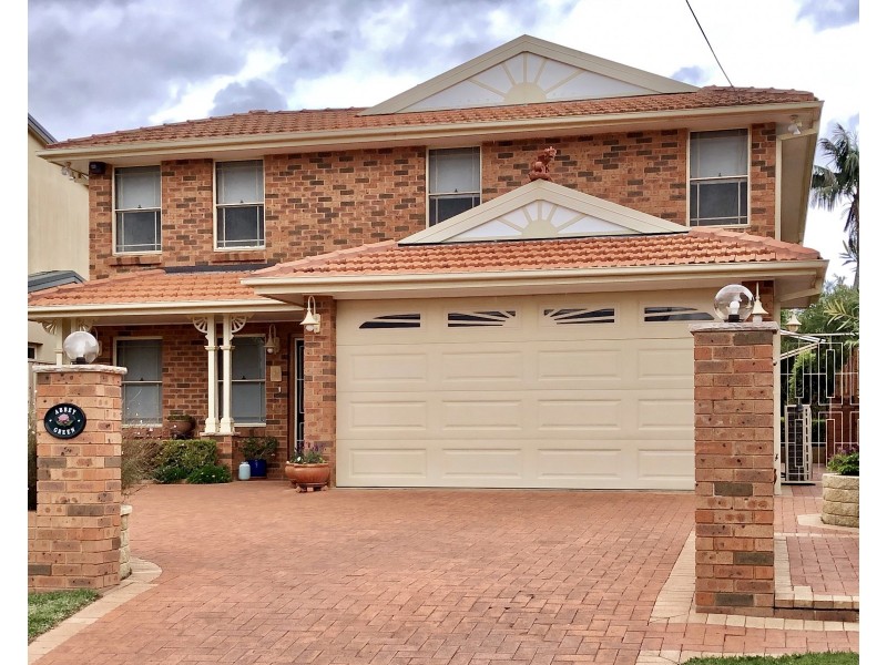 10 Warcoo Avenue, Gymea Bay NSW 2227