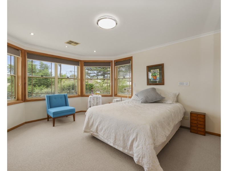 10 Warcoo Avenue, Gymea Bay NSW 2227