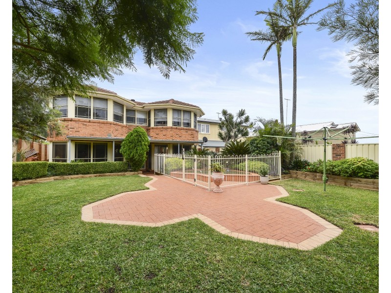 10 Warcoo Avenue, Gymea Bay NSW 2227