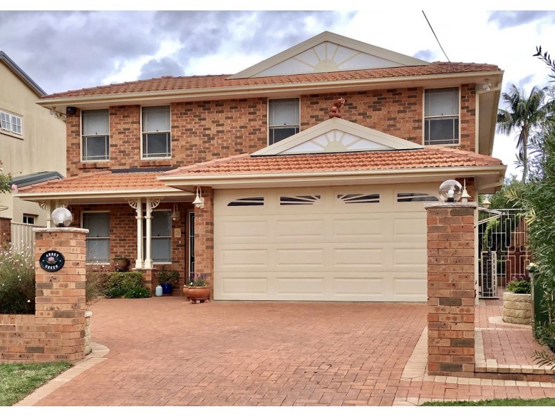 10 Warcoo Avenue, Gymea Bay NSW 2227