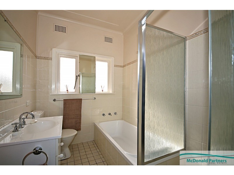 17 Humberstone Avenue, Gymea NSW 2227