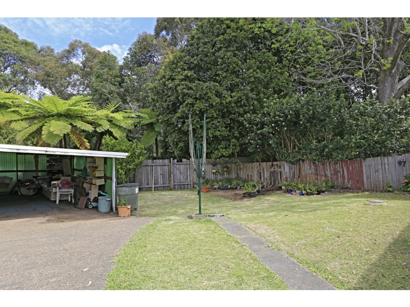 18 Erang Ave, Kirrawee NSW 2232