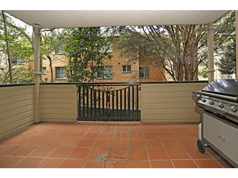 8/84 Glencoe Street, Sutherland NSW 2232