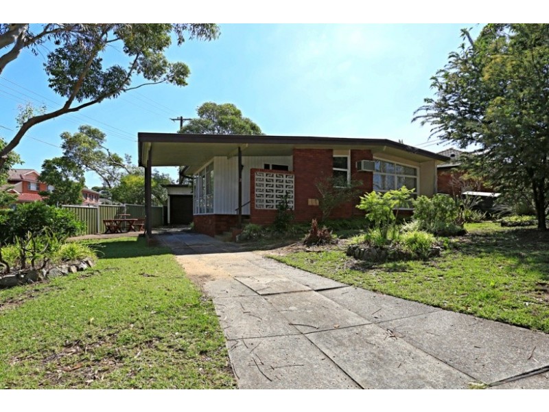 2 Ballar Ave, Gymea Bay NSW 2227