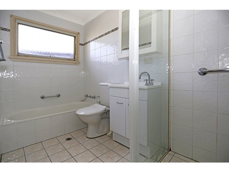 2 Ballar Ave, Gymea Bay NSW 2227