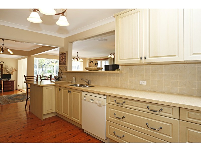 1 Cedar Place, Kirrawee NSW 2232