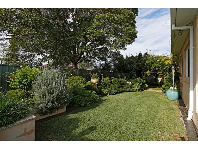 1 Cedar Place, Kirrawee NSW 2232